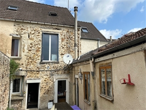 maison-villa à la vente -   02310  CHARLY-SUR-MARNE, surface 128 m2 vente maison-villa - APR704901